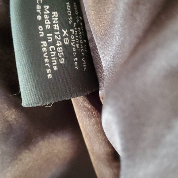 Faux jacket size xs. - Picture 5 of 7